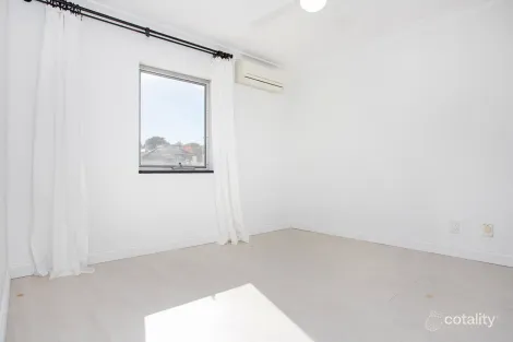 Property photo of 1/134 Labouchere Road Como WA 6152