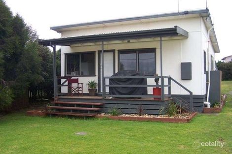 16 Stradbroke Cres, Surf Beach, VIC 3922