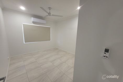 Property photo of 33 Monarch Avenue Bentley Park QLD 4869
