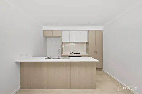 Property photo of 1/8 Guardsman Grove Lochinvar NSW 2321