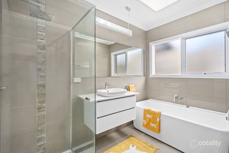 Property photo of 2/60 Locksley Road Ivanhoe VIC 3079