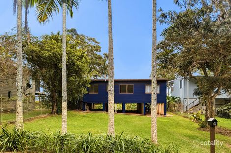 Property photo of 45 Perulpa Drive Lamb Island QLD 4184