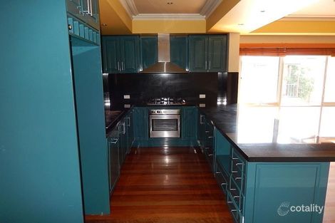 Property photo of 2/4-6 Thomas Street Box Hill South VIC 3128