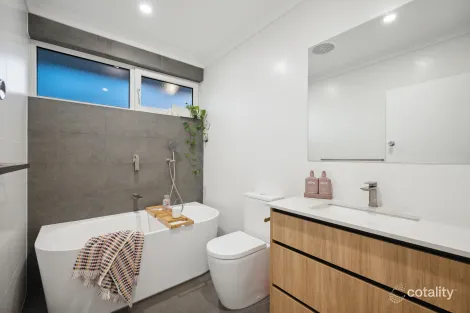 Property photo of 6 Wincanton Road Karrinyup WA 6018