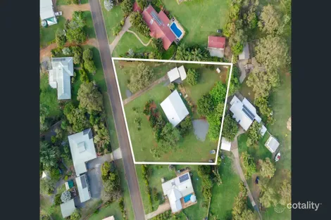 Property photo of 12 Carbeen Drive Taranganba QLD 4703