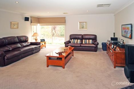Property photo of 66 Ferndown Drive Cranbourne VIC 3977