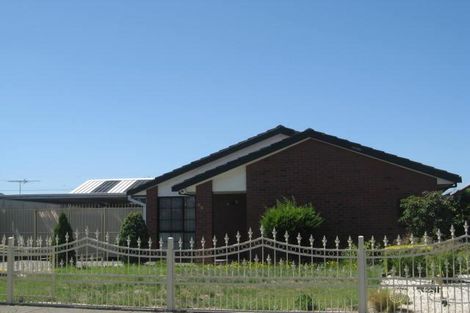 65 Meadowbank Dr, Sunshine North, VIC 3020