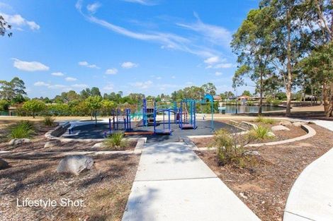 Property photo of 3 Stowe Court Wattle Grove NSW 2173