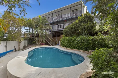 9 Hovea Ct, Elanora, QLD 4221