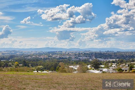 Property photo of 5 Emerald Drive Warragul VIC 3820