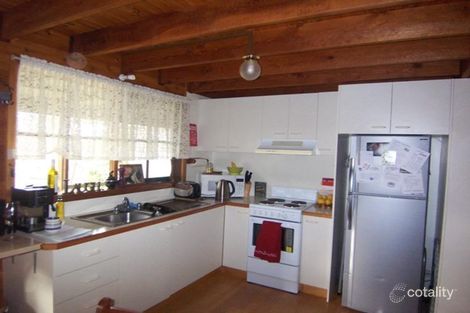 Property photo of 3 Cindy Court Bright VIC 3741