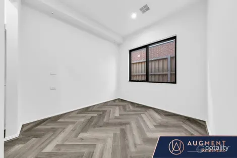 Property photo of 160 Eucalyptus Parade Donnybrook VIC 3064