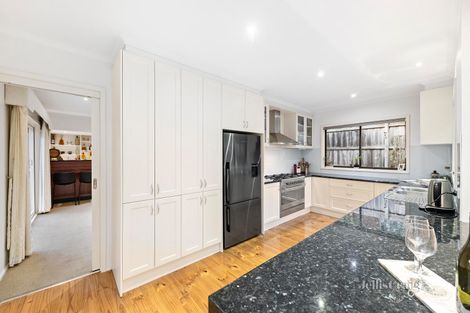 Property photo of 6 Cambridge Wynd Templestowe Lower VIC 3107