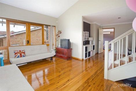 Property photo of 11 Tamarind Drive Cordeaux Heights NSW 2526