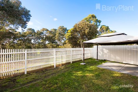 Property photo of 13 Greenwich Crescent Bundoora VIC 3083