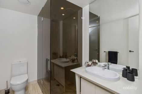 Property photo of 305A/1 The Concourse Benowa QLD 4217