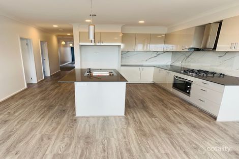 Property photo of 13 Codrington Road Truganina VIC 3029
