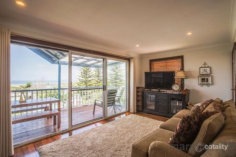 Property photo of 12 Brown Street Redhead NSW 2290