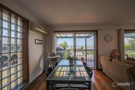 Property photo of 12 Brown Street Redhead NSW 2290