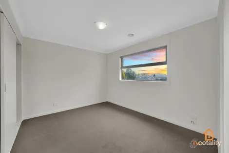 Property photo of 26 Tableland Road Tarneit VIC 3029