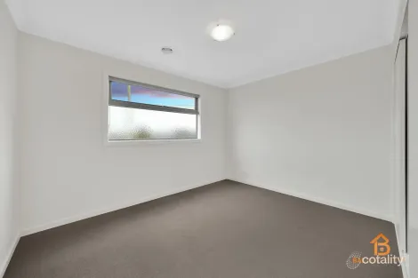 Property photo of 26 Tableland Road Tarneit VIC 3029