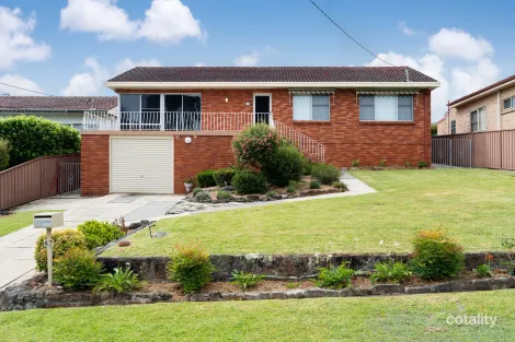 Property photo of 47 Spur Crescent Loftus NSW 2232