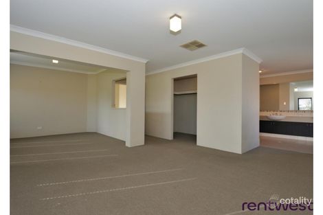 Property photo of 12 Merrimac Loop Rockingham WA 6168