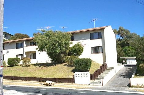 2/21 Pearl Pde, Scarborough, WA 6019