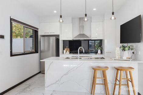 Property photo of 16A Hunsford Avenue Notting Hill VIC 3168