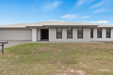 2 HASTINGS AVE, PLAINLAND, QLD 4341