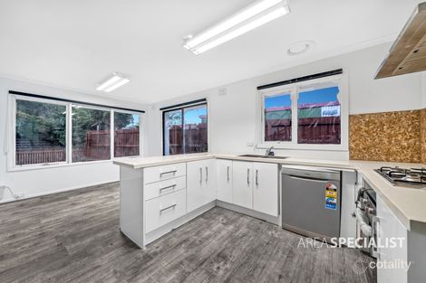 Property photo of 3 Ainsleigh Court Cranbourne VIC 3977