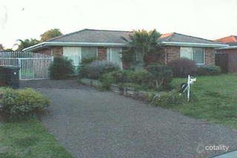 21 Oswald Cres, Rosemeadow, NSW 2560