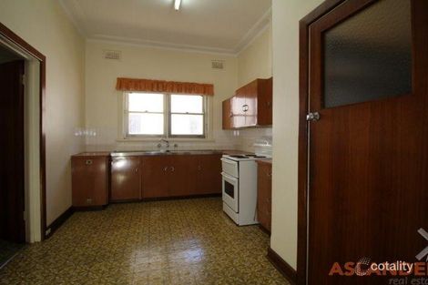 5 Tweeddale Rd, Applecross, WA 6153