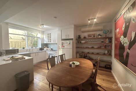 Property photo of 1/48 Orrong Crescent Caulfield North VIC 3161