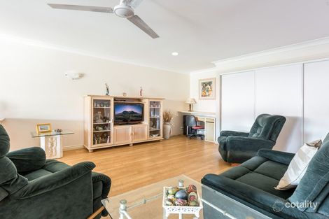 Property photo of 10 Baccata Place Forest Lake QLD 4078