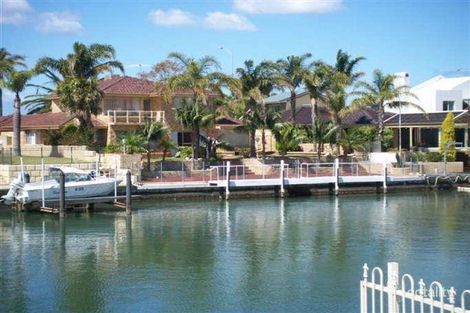 Property photo of 43 Waterside Drive Dudley Park WA 6210