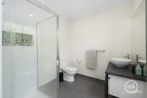 Property photo of 16 Aspect Drive Doreen VIC 3754