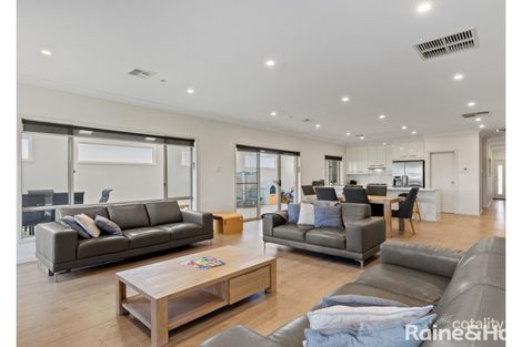 Property photo of 12 Semillon Circuit Reynella SA 5161