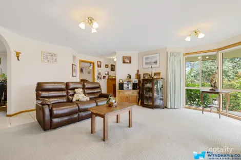 Property photo of 44 Clifton Terrace Wy Yung VIC 3875