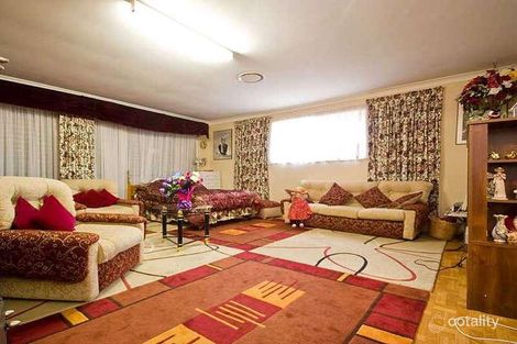 123 Overland Dr, Edens Landing, QLD 4207