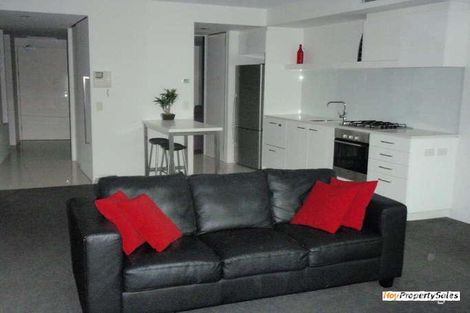 Property photo of 502/9 Hamilton Avenue Surfers Paradise QLD 4217