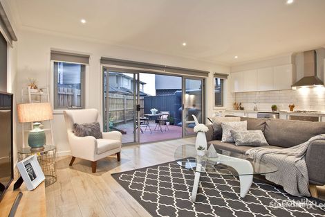 Property photo of 1/45 Hatchlands Drive Deer Park VIC 3023