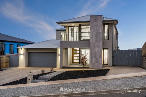 Property photo of 3 Highpoint Crescent Highton VIC 3216