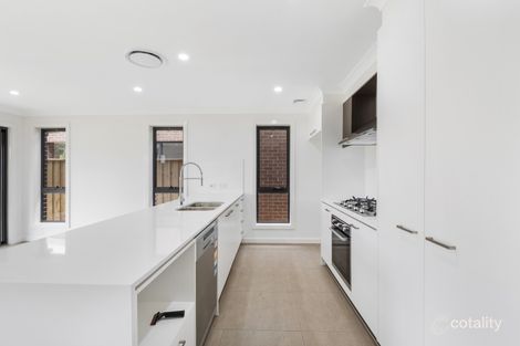 Property photo of 10 Ashbrook Drive Catherine Field NSW 2557