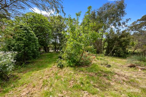 2897 Warburton Hwy, Wesburn, VIC 3799