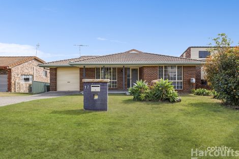 Property photo of 17 Crystal Place South West Rocks NSW 2431