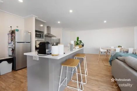 Property photo of 25 Beachcomber Hill Glenfield WA 6532