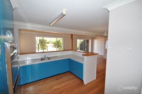 Property photo of 6 Yirik Close Lisarow NSW 2250