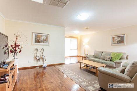Property photo of 92 Thomas Mitchell Drive Endeavour Hills VIC 3802