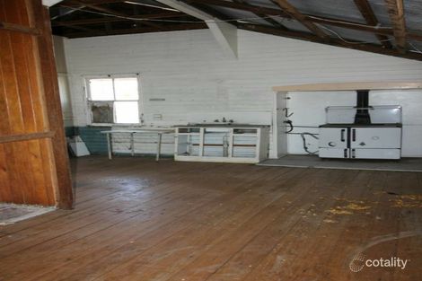 32 Huth Rd, Mount Perry, QLD 4671